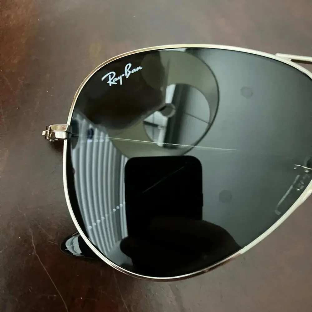 Ray-Ban Silver Frame Sunglasses with Dark Green-Black Lenses‎ B3025 58mm